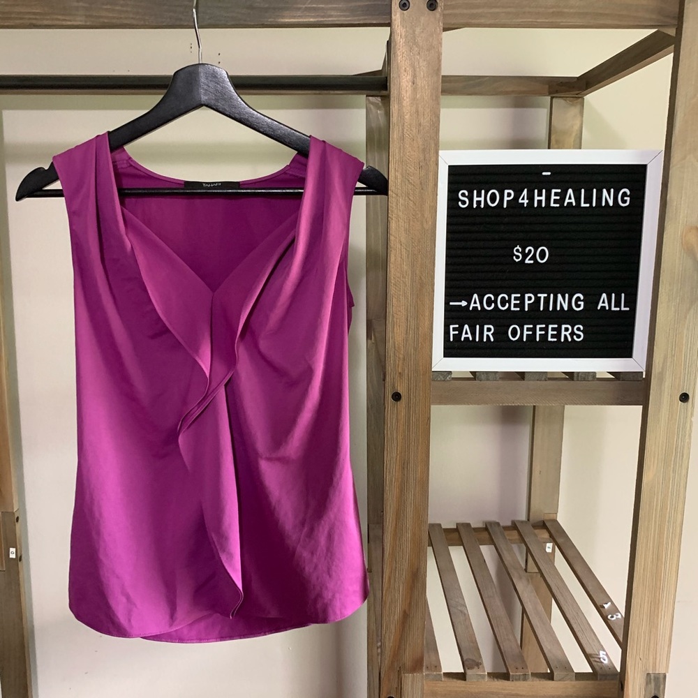 Magenta Sleeveless V-Neck Detail Blouse ✵ Tahari